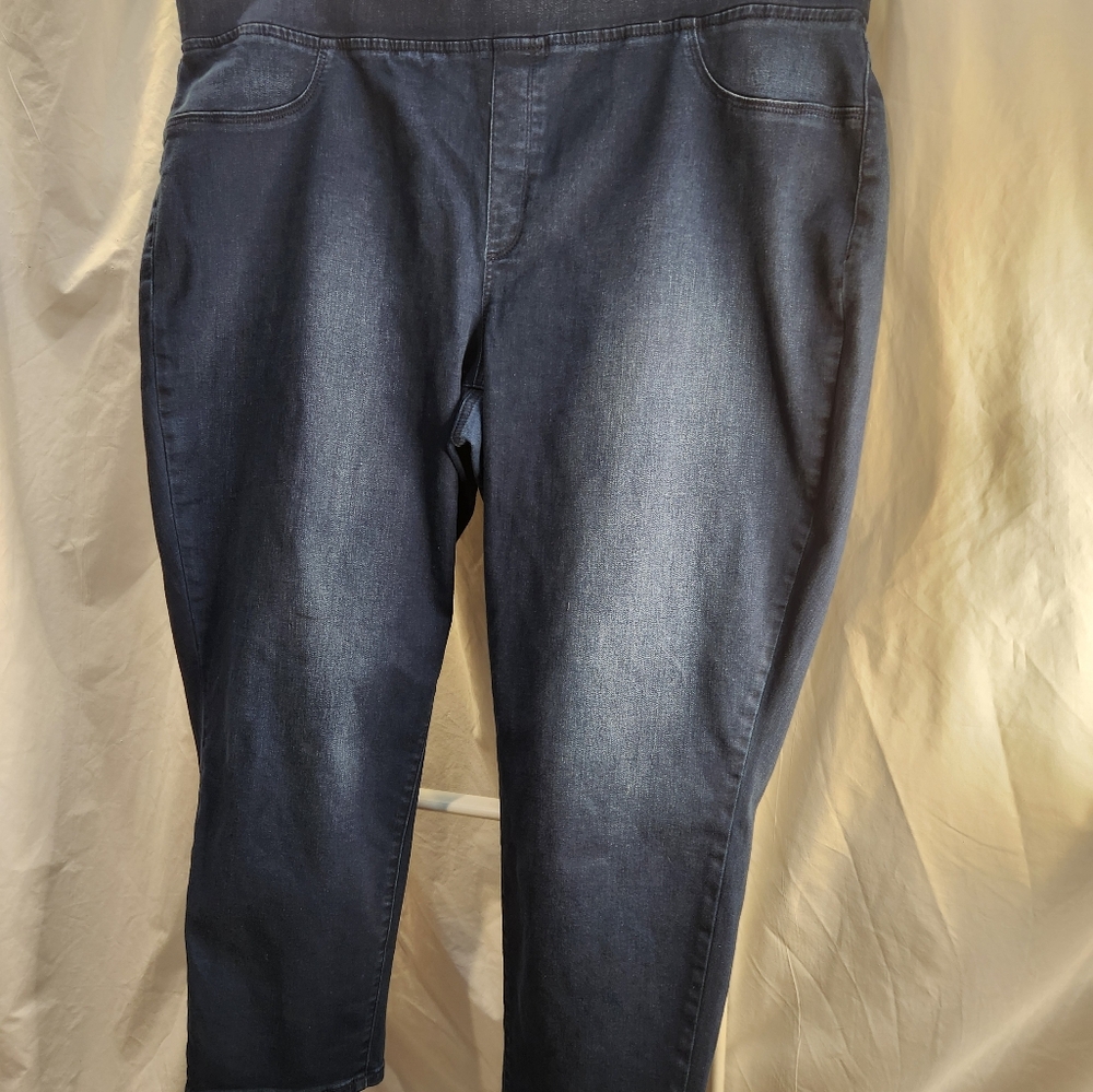 TALBOTS CROP JEAN